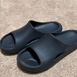CROCS Black Classic Slide Sandals. Mens 8 /Womens 10